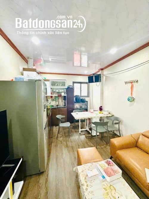 Bán nhà Ngọc Hà , Ba Đình , HN . DT 60M2 , 6Tầng , MT 4.5m .  GIÁ 16 tỷ