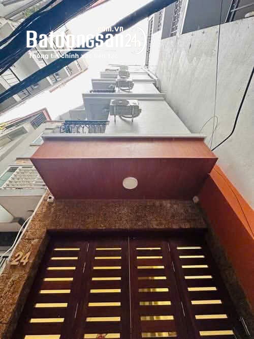 Bán nhà Ngọc Hà , Ba Đình , HN . DT 60M2 , 6Tầng , MT 4.5m .  GIÁ 16 tỷ