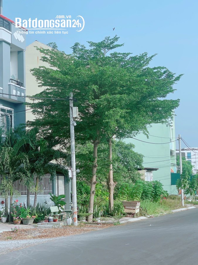 Bình Chánh bán gấp lô đất nhà phố 6x18 nên A2 ngay sát Tạ Quang Bửu KDC 13A 
