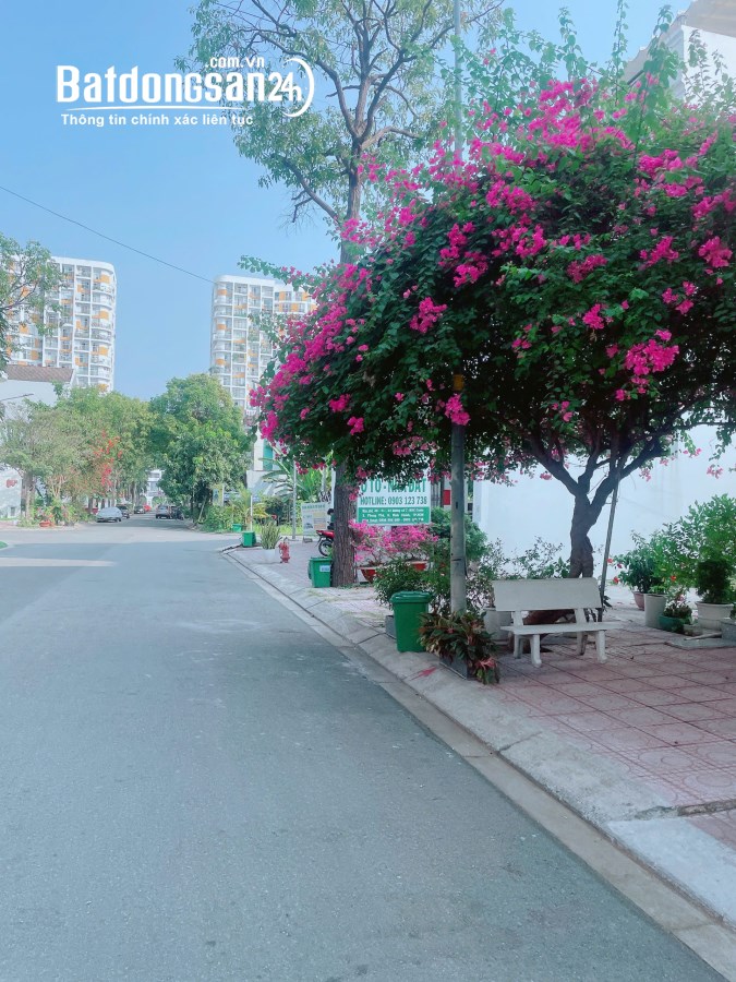 Cần tiền cho con du học bán nền 7x18 giá 63 Tr/m2 ngay đường chính đi vào view đẹp