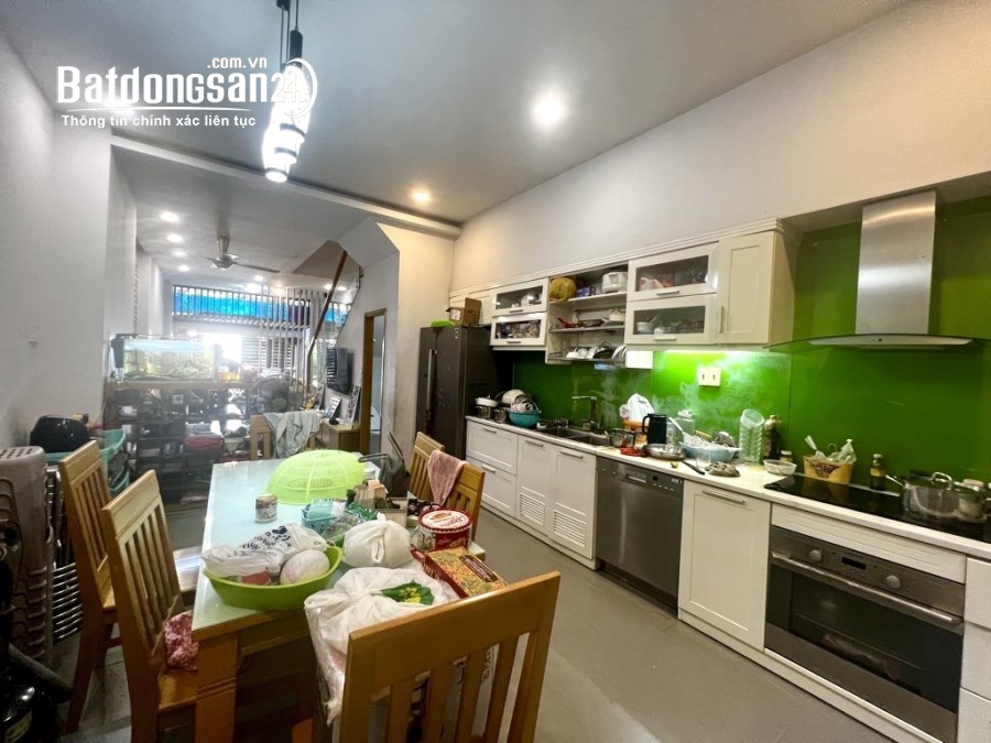 Siêu Phẩm Khu Nhà Cao Tầng - Hẽm Xe Hơi 8m - 4 Tầng - Chỉ 15 Tỷ