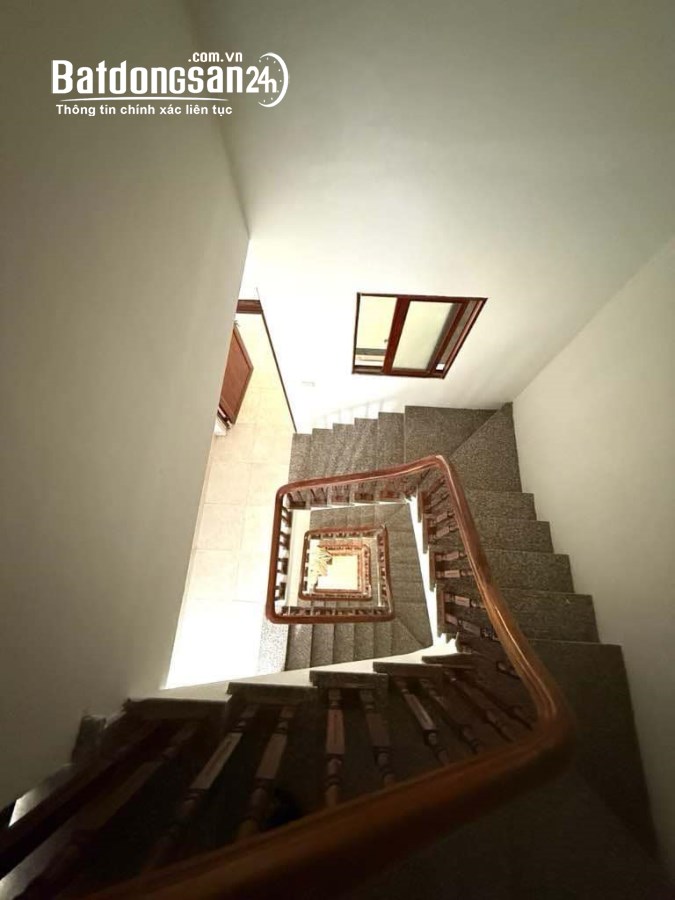 [ DUY NHẤT] Bán nhà Văn Hội dân xây 5 tầng chắc chắn 52m2, ô tô, kinh doanh, 8.8 tỷ