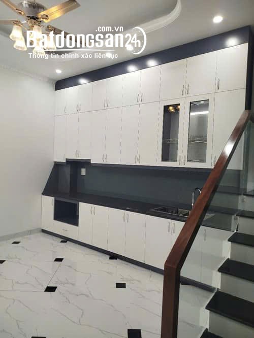 Bán nhà Ngõ thông Nguyễn Khánh Toàn, Phường Quan Hoa, Quận Cầu Giấy