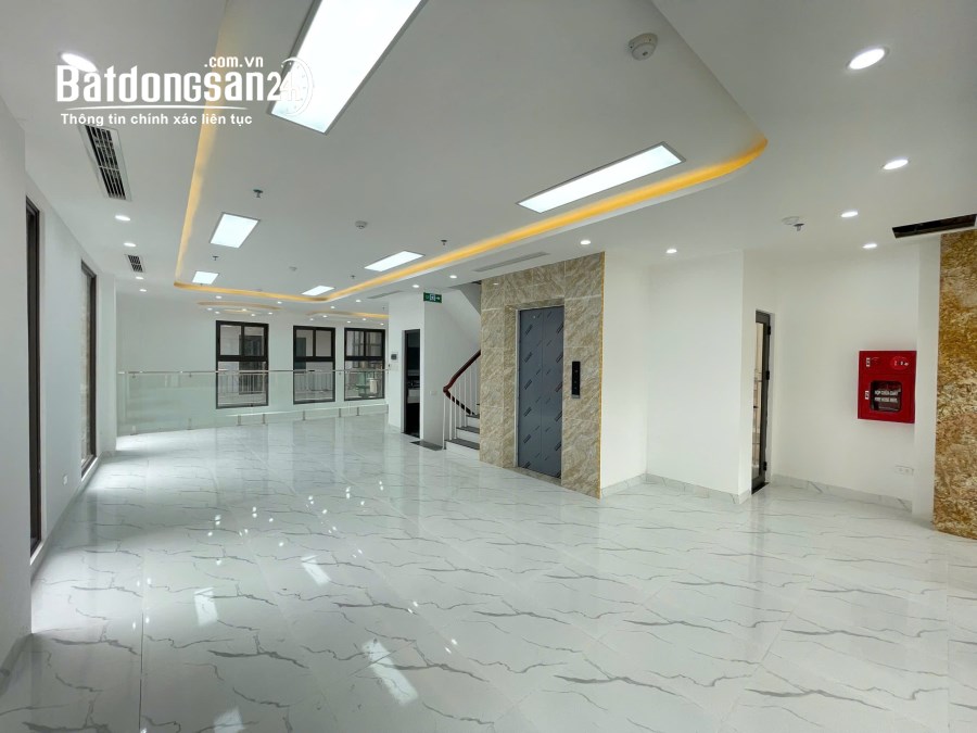 Bán nhà mặt tiền Đường Cầu Diễn, Phường Minh Khai, Quận Bắc Từ Liêm 118,9m2 giá tỷ