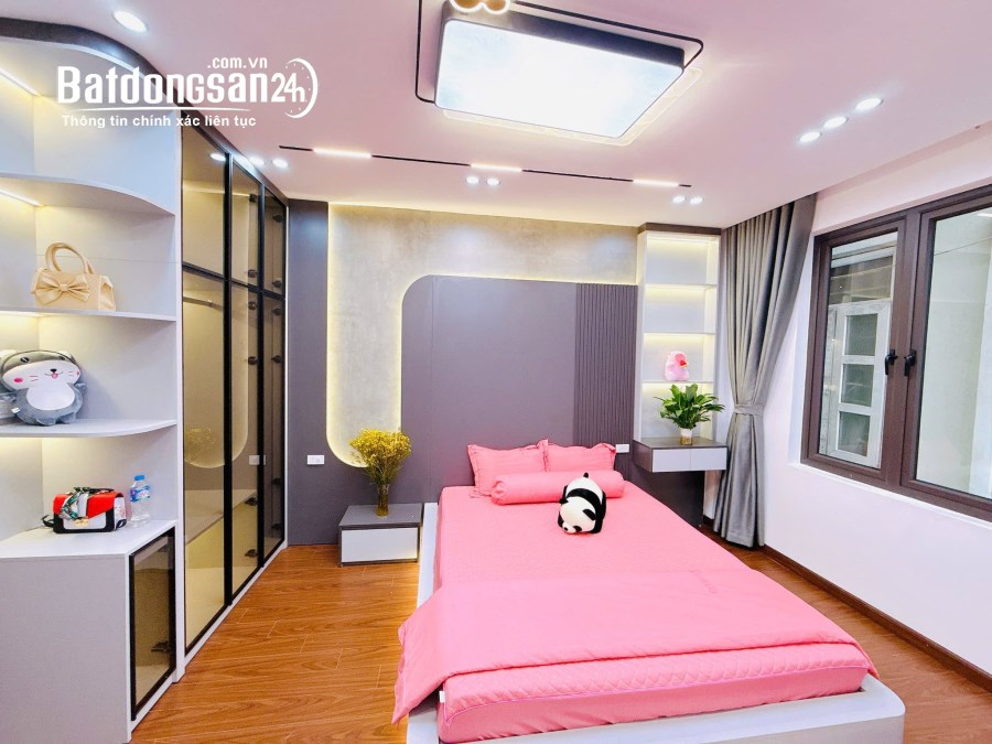 "Bán nhà phố Minh Khai, Hoàng Mai 42m, 5 tầng. Giá: 6.9 tỷ