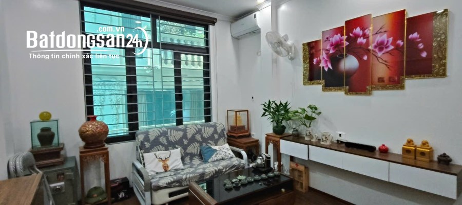 Bán nhà Đường Hoàng Đạo Thành, Phường Kim Giang, Quận Thanh Xuân