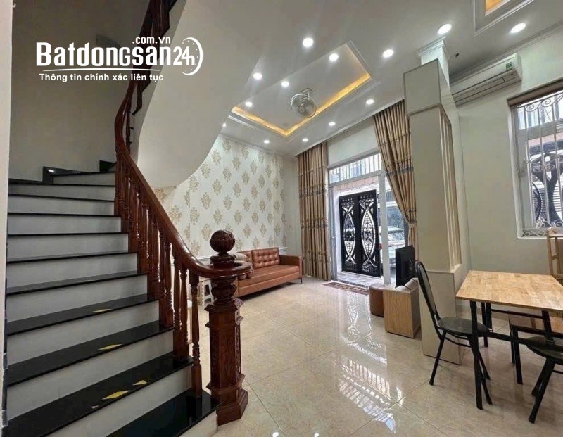 Bán nhà ngay Đường số 9, 50m2, 3 tầng, 4PN, 3WC, Trường Thọ, Thủ Đức - 6.8 tỷ