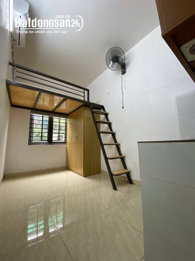"Bán nhà phố Giáp Bát, Hoàng Mai 36m, 6 tầng. Giá: 8.8 tỷ