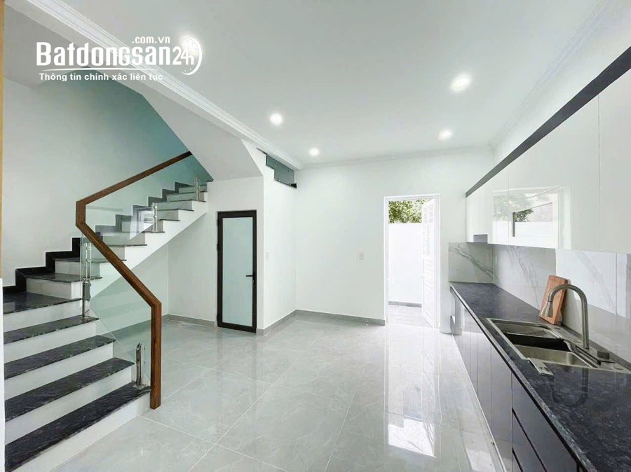Nhà KDC Trung Thành, Đường 826, Thị trấn Cần Đước, Huyện Cần Đước