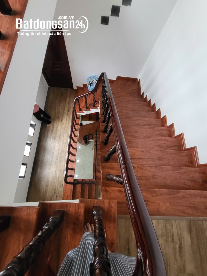Nhà 3 tầng, đường 7m, 5PN, 146m2 tổng sàn 270m2, Bình Hòa 24. Thuận An, Biinhd Dương
