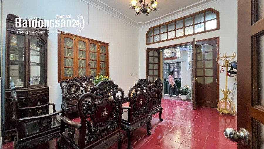 Bán gấp nhà Bạch Đằng, Hai Bà Trưng 78m x MT 5.2m x 4PN, ô tô đỗ cửa,