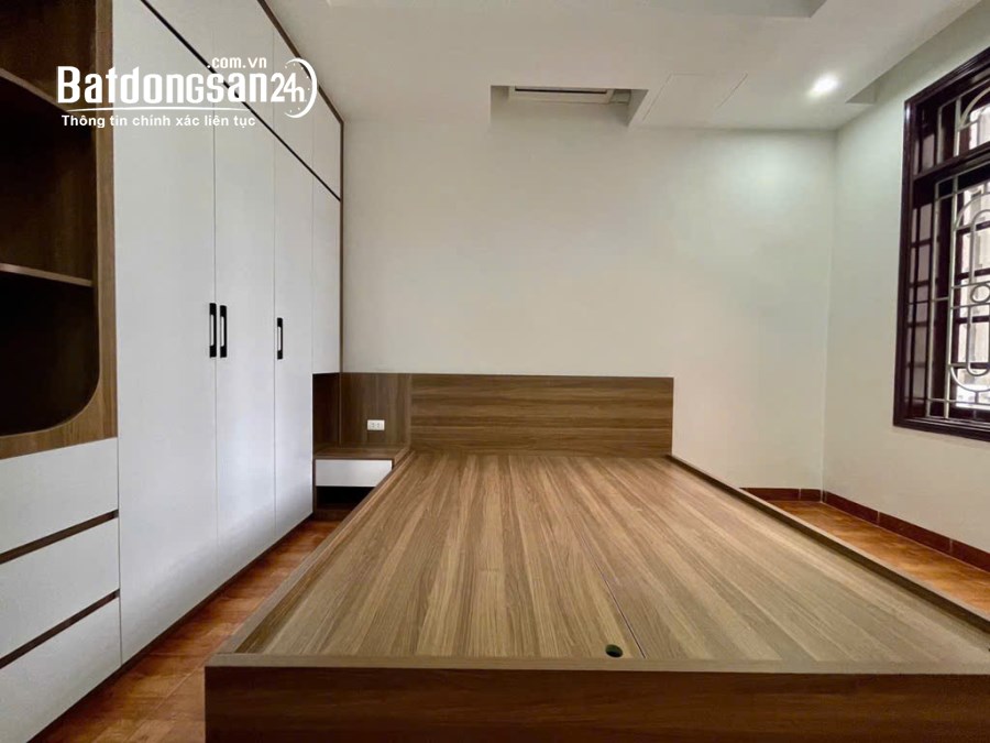 Nhà Trung Tâm Phố Cố Tô Hiệu Hà Đông Ngõ Nông Gần Ô tô Rộng 40m 4 tầng Giá chỉ hơn 8 