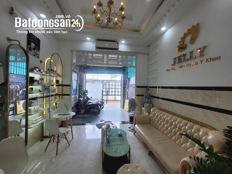 Bán nhà mặt phố Quốc Lộ 13, Hiệp Bình Phước, Thủ Đức - 7.6 tỷ