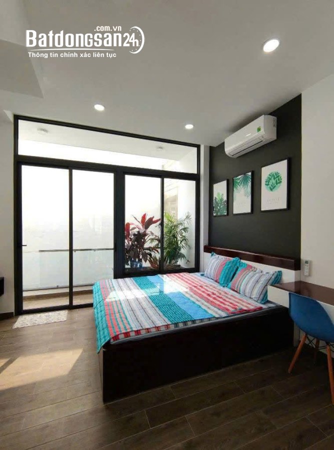 Bán nhà mặt tiền Đường Sư Vạn Hạnh, Phường 10, Quận 10