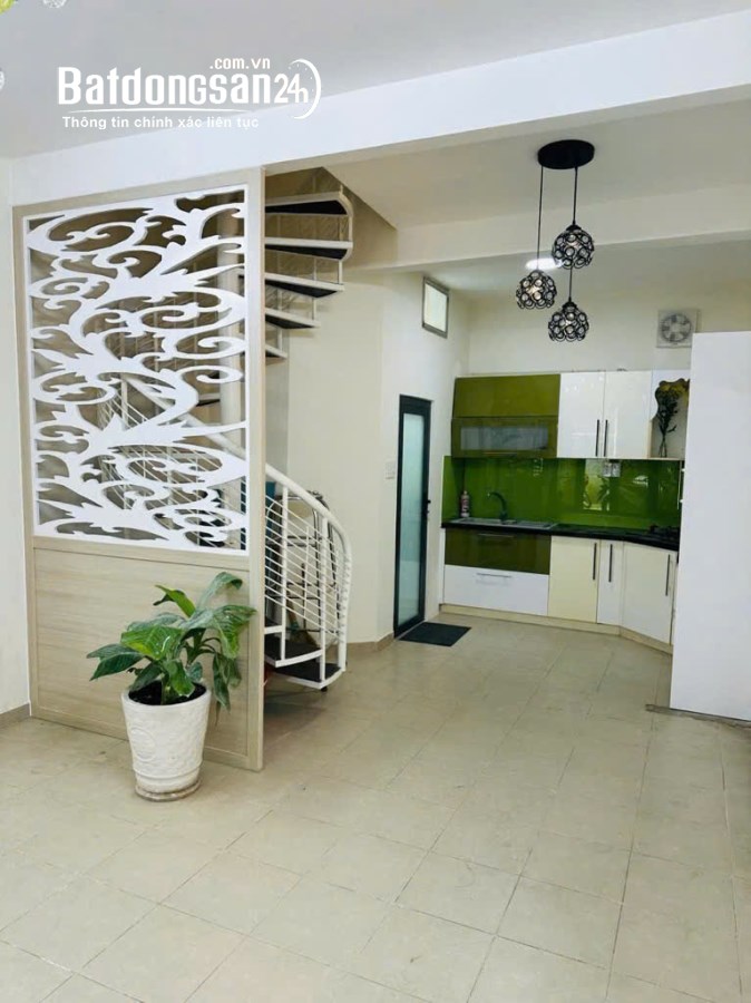 Bán nhà Đường Cách Mạng Tháng Tám, Phường 12, Quận 10