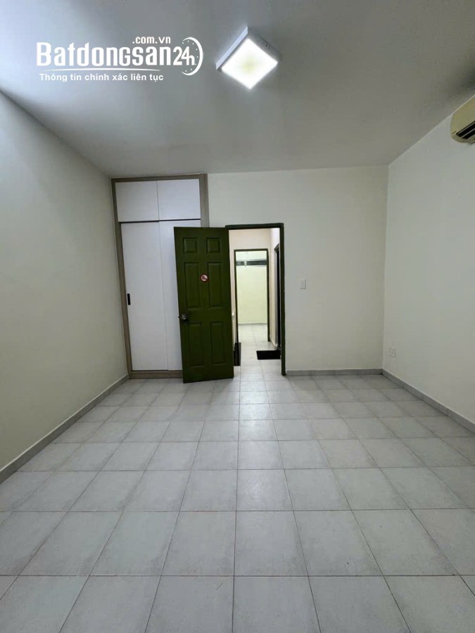 Bán nhà Đường Cách Mạng Tháng Tám, Phường 12, Quận 10