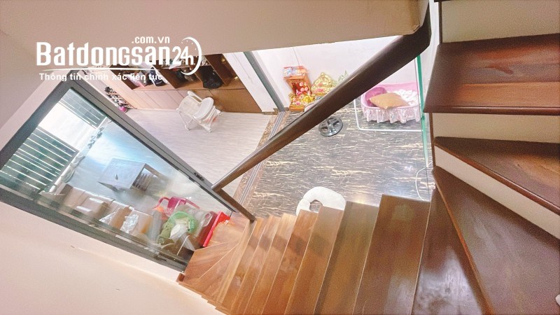 Bán nhà 3 tầng, 70m², 4PN, 4WC, 8.9 tỷ, Trường Thọ, Thủ Đức, Đường số 9