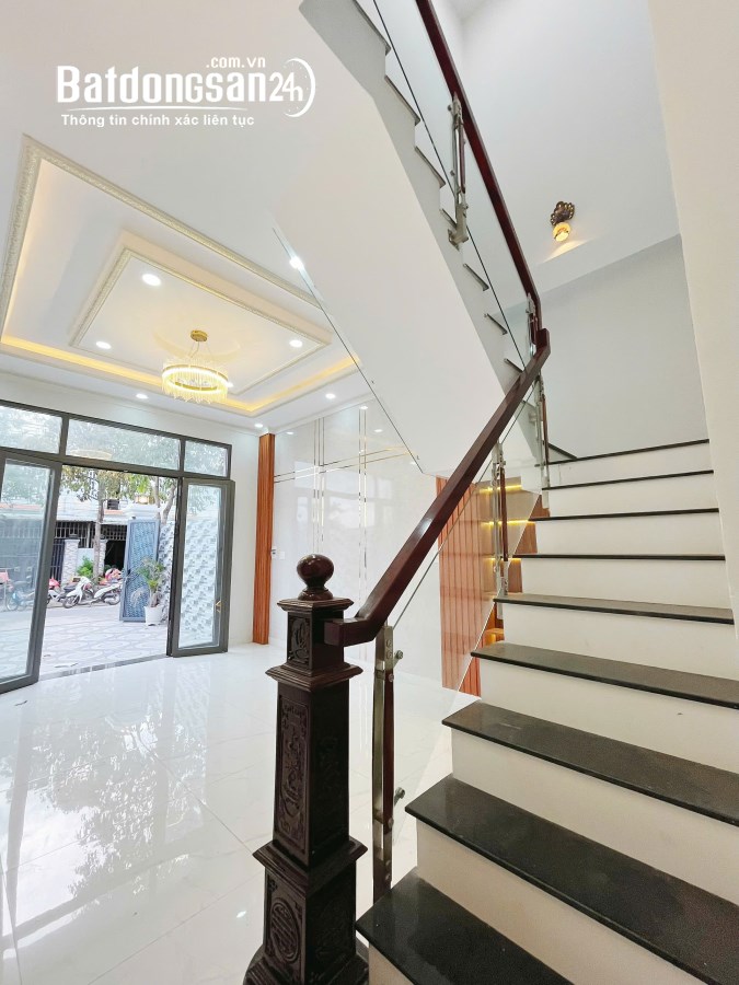Bán nhà Đường 826, Xã Long Trạch, Huyện Cần Đước, ường ô tô ngay chợ Trung Thành
