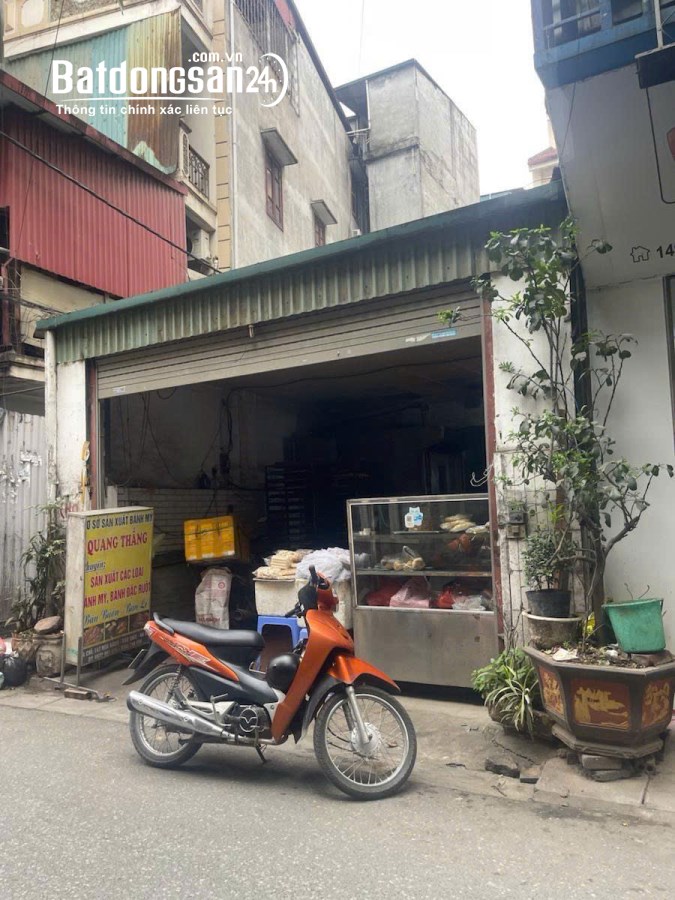 nhà chính chủ Phố Hoa Bằng Cần bán  - TT quận Cầu Giấy, Hà Nội.