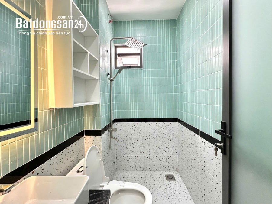 Bán nhà gần đường Trần Quang Khải, Tân Định, Quận 1, 3T 32m2 full NT giá 9,8 tỷ