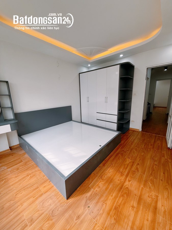 "Bán nhà phố Mai Động, Hoàng Mai 43m, 4 tầng. Giá: 8.5 tỷ