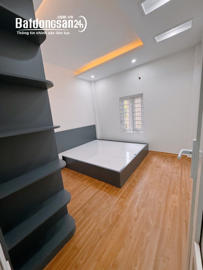 "Bán nhà phố Mai Động, Hoàng Mai 43m, 4 tầng. Giá: 8.5 tỷ