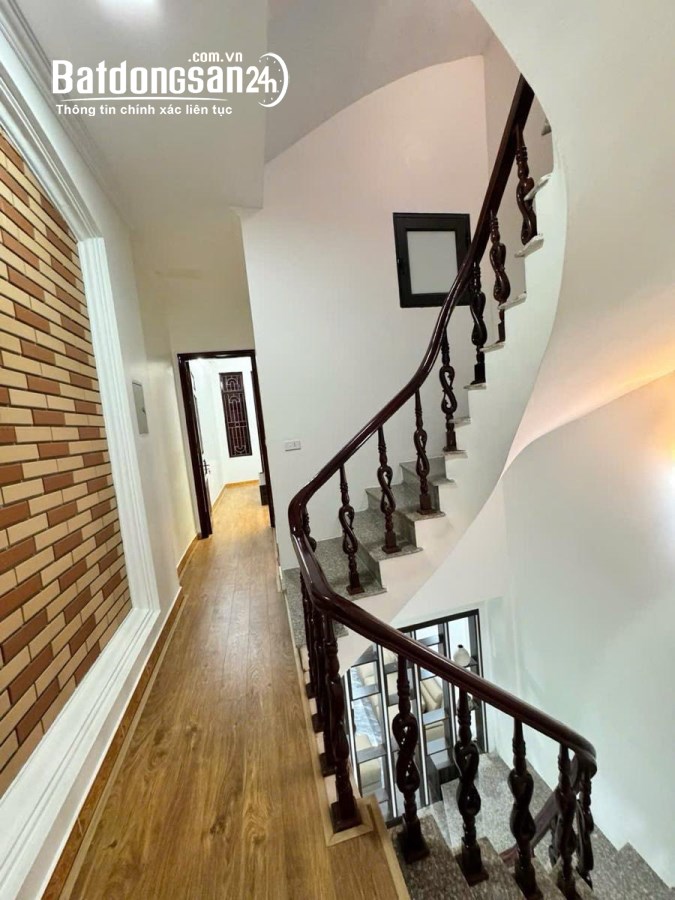 "Bán nhà phố Mai Động, Hoàng Mai 43m, 4 tầng. Giá: 8.5 tỷ