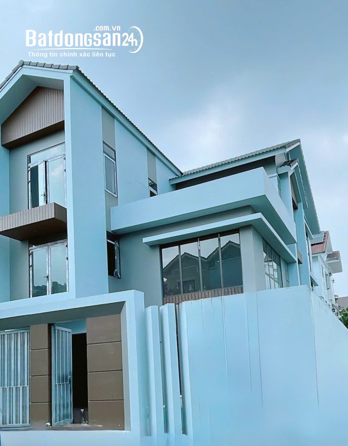Định cư NN tôi cần bán gấp căn Biệt Thư 242m2 như hình giá 12,5 Tỷ 13E gia re