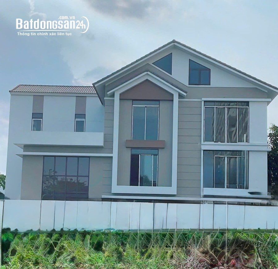 Định cư NN tôi cần bán gấp căn Biệt Thư 242m2 như hình giá 12,5 Tỷ 13E gia re