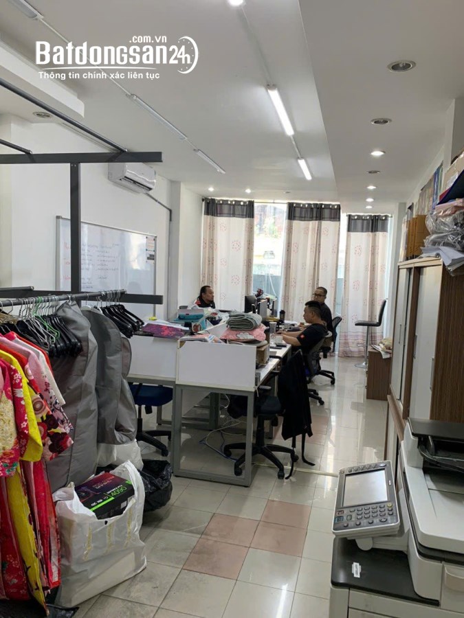 Bán nhà mặt tiền Đường Hai Bà Trưng, Phường 8, Quận 3