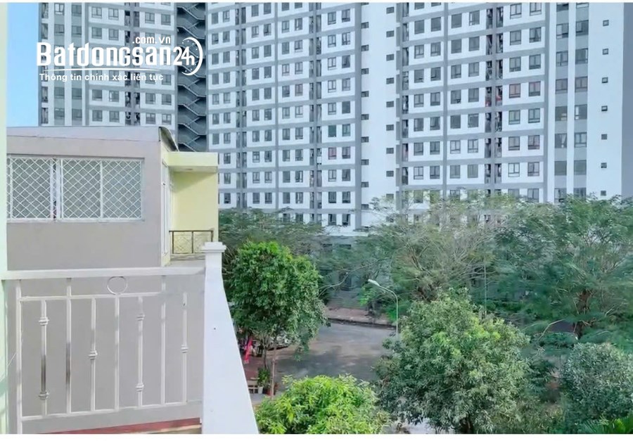 Cho thuê nhà Nguyên Căn 3 Lầu vào ở ngay KDC 13E sau lưng ĐH Văn Hiến