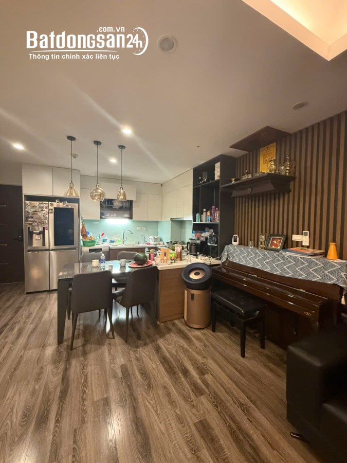 Cho thuê căn góc 3PN, 2WC, nội thất đẹp, chung cư Hong Kong Tower, cạnh tòa ICON 4
