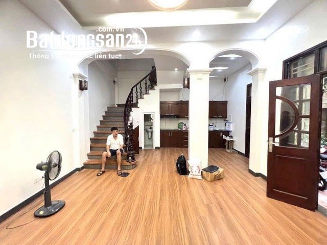 Bán nhà Đường Dịch Vọng, Phường Dịch Vọng, Quận Cầu Giấy