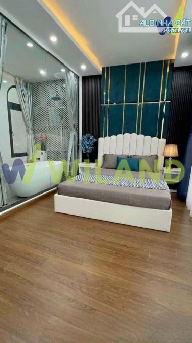 BÁN NHÀ ĐƯỜNG HOÀNG HOA THÁM DIỆN TÍCH 83M2 THÍCH HỢP NGHĨ DƯỠNG CHỈ 11.5