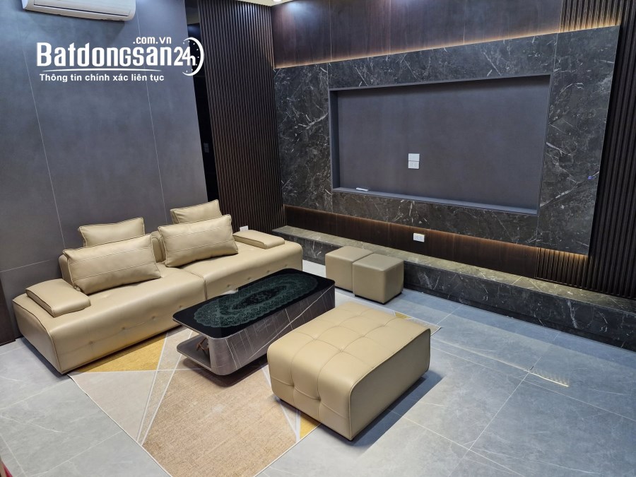 Bán nhà Đường Ngọc Lâm, Phường Ngọc Lâm, Quận Long Biên
