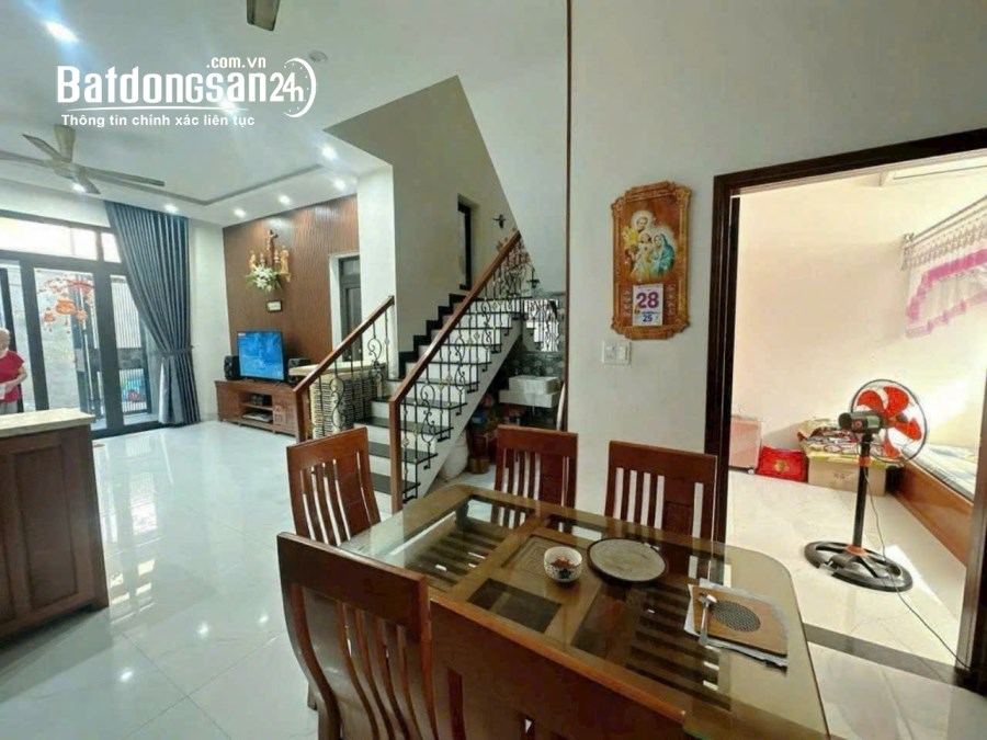 Bán nhà đẹp 3 tầng gần đường Đinh Tiên Hoàng, Q.Hải Châu, TP. Đà Nẵng 