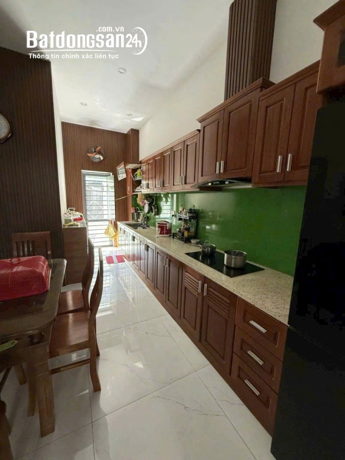 Bán nhà đẹp 3 tầng gần đường Đinh Tiên Hoàng, Q.Hải Châu, TP. Đà Nẵng 