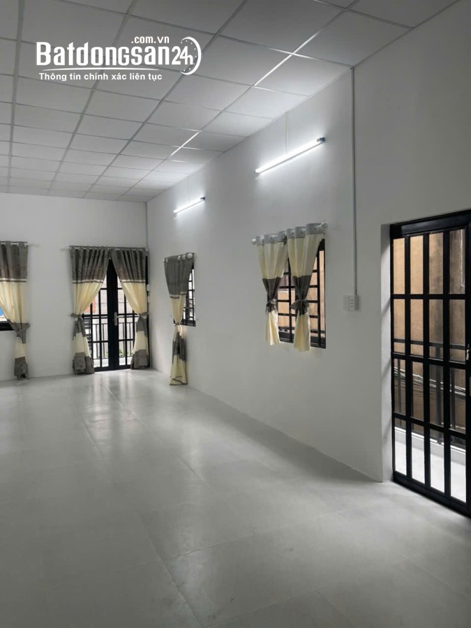 Bán nhà Đường Ông Ích Khiêm, Phường 5, Quận 11