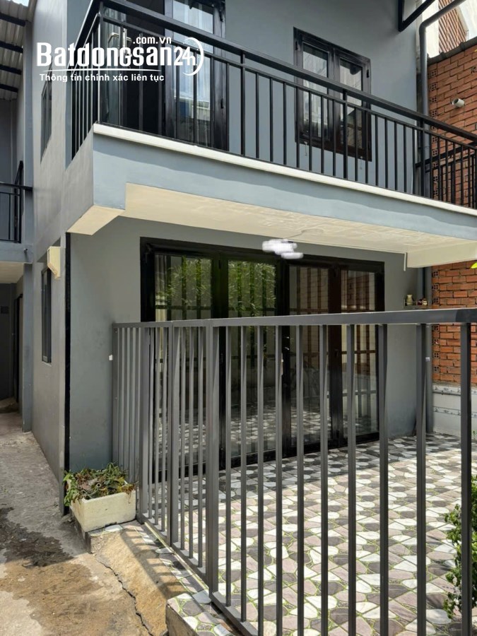 Bán nhà Đường Ông Ích Khiêm, Phường 5, Quận 11