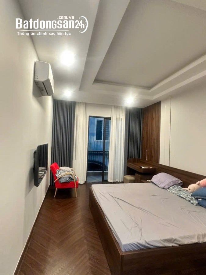 PHÂN LÔ CÁN BỘ - Ô TÔ- NỘI THẤT SỊN TT CÔNG AN XA LA HÀ ĐÔNG 45M 4 TẦNG GIÁ HƠN 12 TỶ