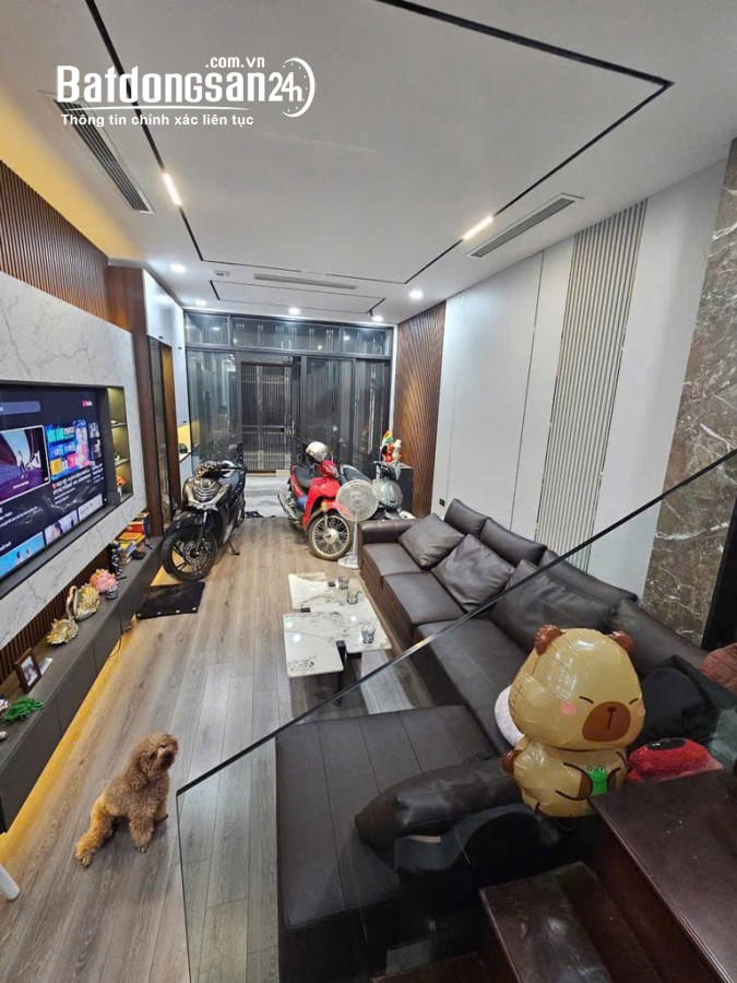 PHÂN LÔ CÁN BỘ - Ô TÔ- NỘI THẤT SỊN TT CÔNG AN XA LA HÀ ĐÔNG 45M 4 TẦNG GIÁ HƠN 12 TỶ