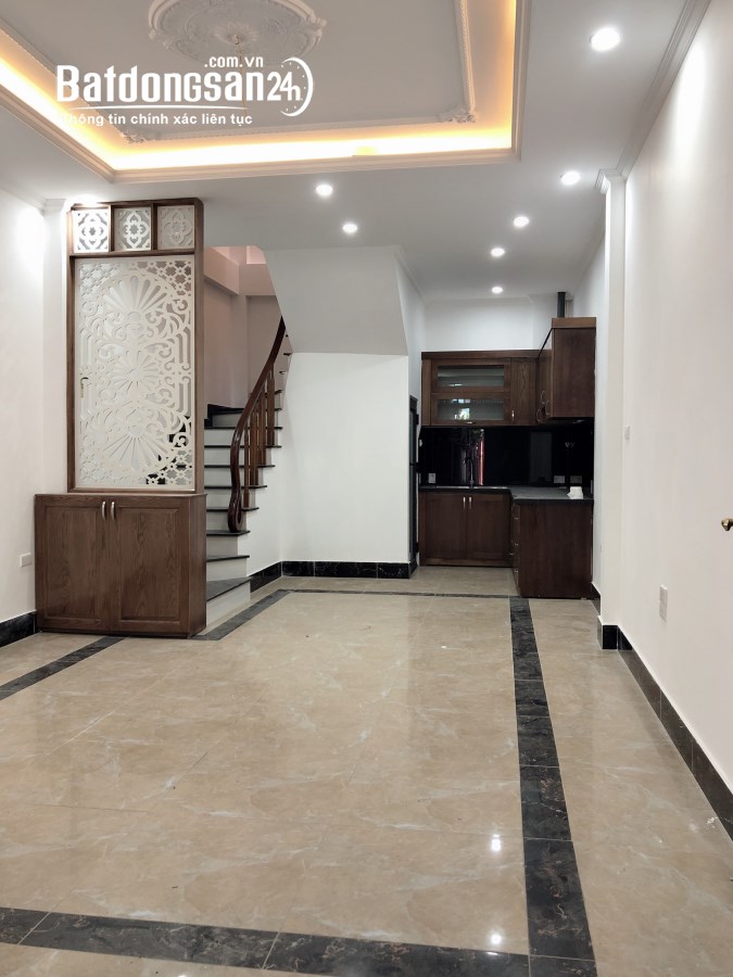 Hiếm!Nhà Miêu Nha,Do Nha,Tây Mỗ 35m2x5T, oto đỗ sát nhà,TK hiện đại 5,05 tỷ