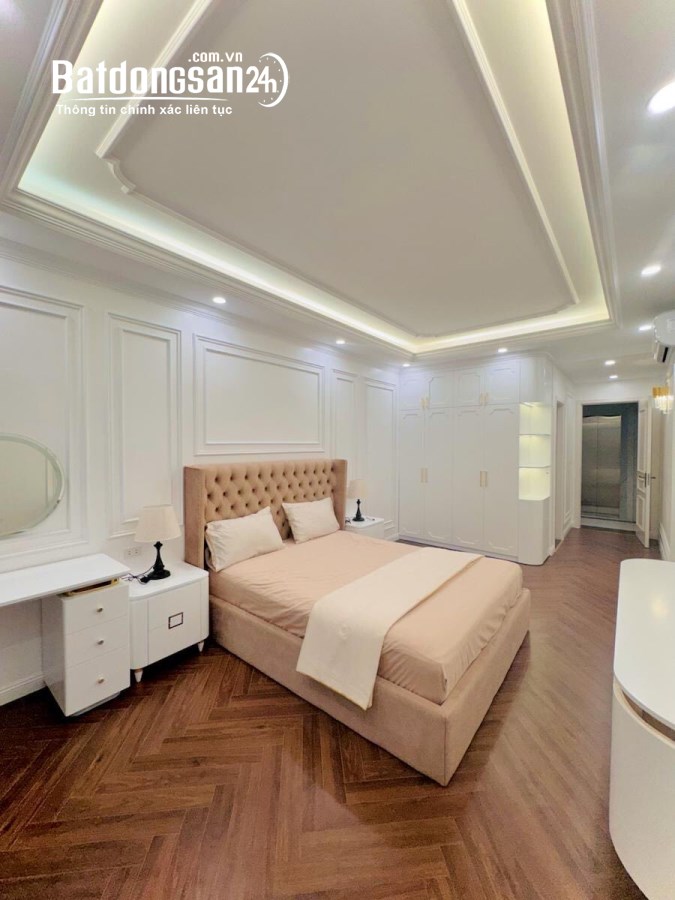 "Bán nhà phố Yên Lạc, Hai bà Trưng 41m, 5 tầng. Giá: 14.8 tỷ