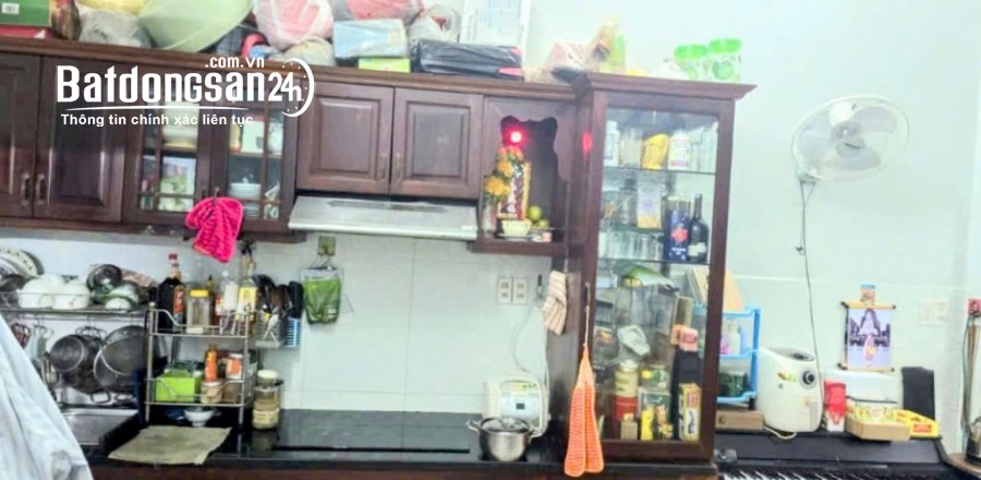 Bán nhà Đường Kênh Tân Hóa, Phường Phú Trung, Quận Tân Phú