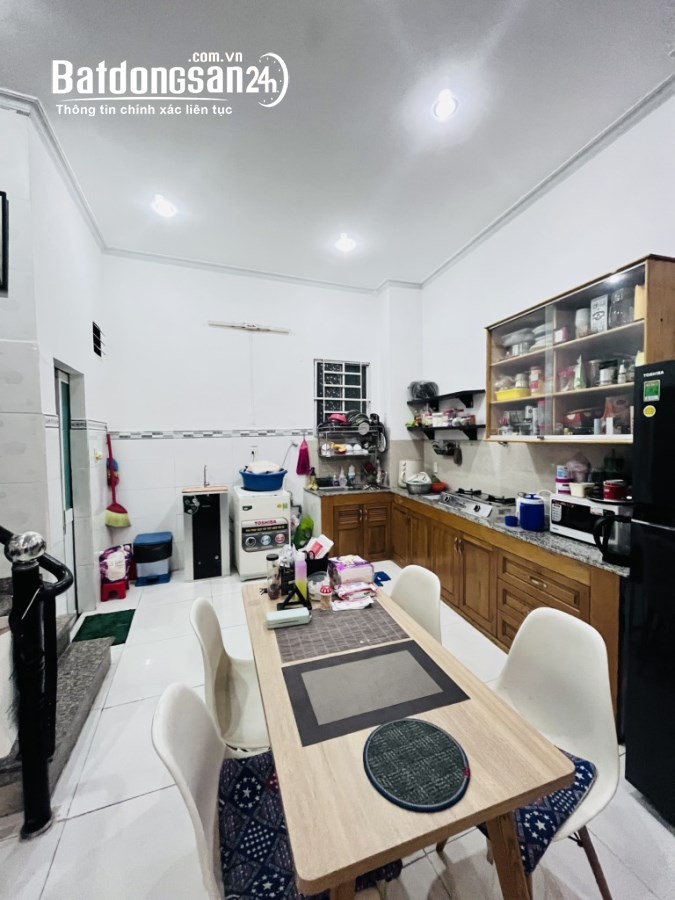 Bán nhà Đường Phạm Thế Hiển, Quận 8, Nhỉnh 4 tỷ