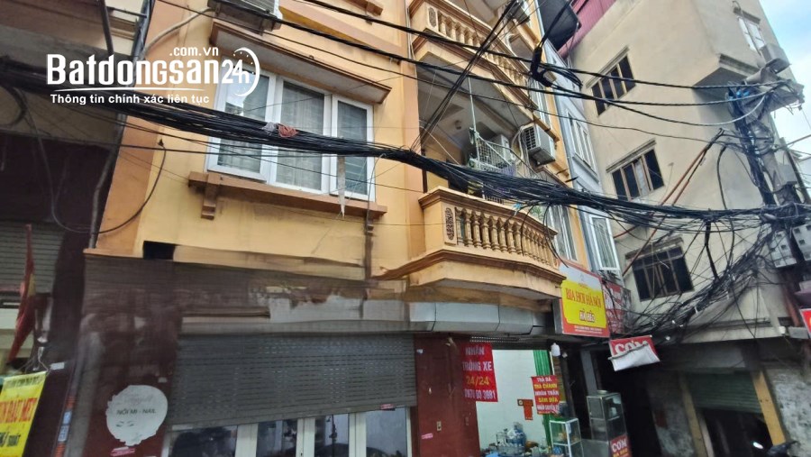 Nhà mặt phố Đê La Thành, 28,5 tỷ, 80 m2, 5PN, Đống Đa, Hà Nội , Kinh