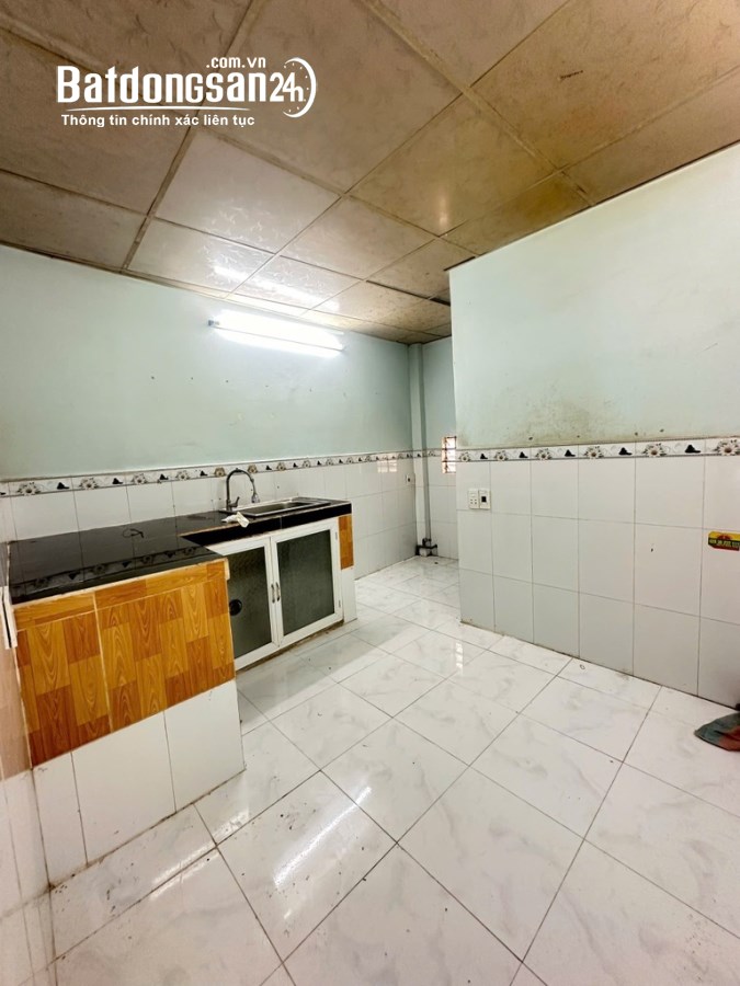 Bán nhà, Đường Phú Thuận, Quận 7, 50m2 nhỉnh 3ty