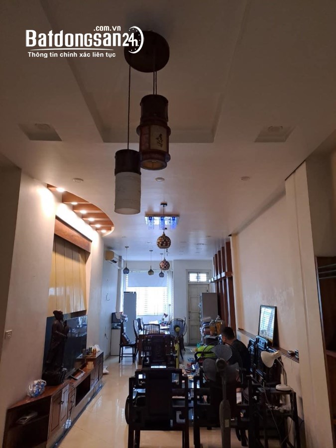 🏢 CHỈ 31 TỶ – NHÀ MẶT PHỐ NGUYỄN LƯƠNG BẰNG, Đống Đa, 82m², 5 TẦNG – SỔ ĐỎ