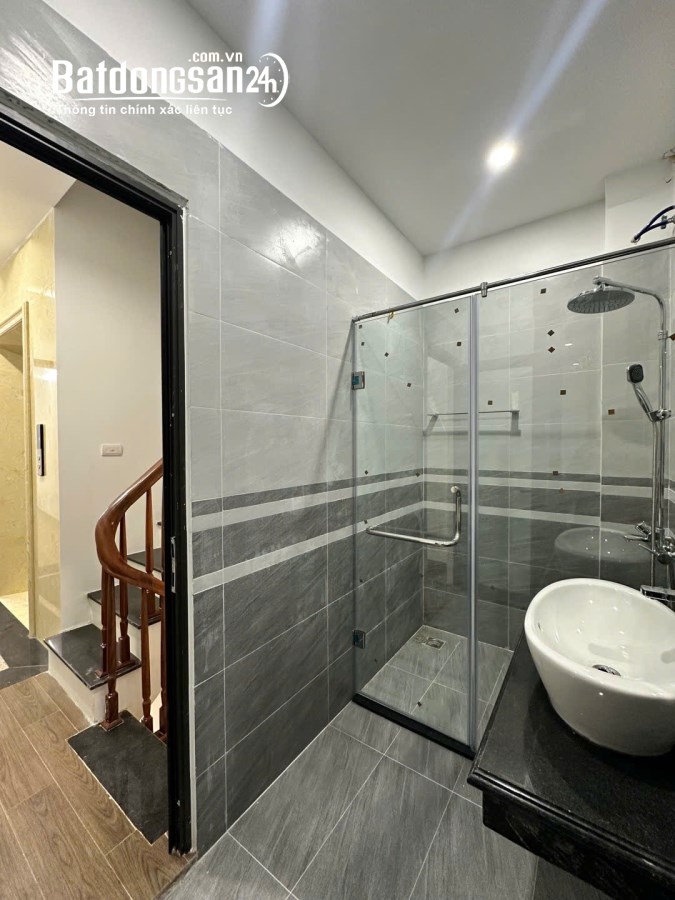 Bán nhà Đường La Thành, Phường Ô Chợ Dừa, Quận Đống Đa