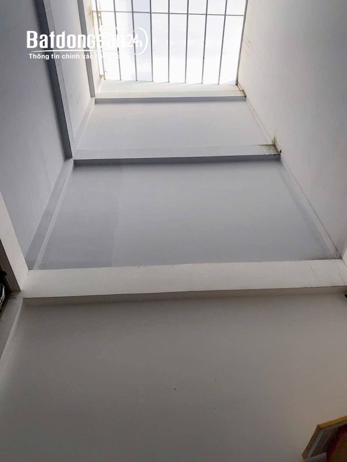 Bán nhà DT 100m2 - Hẻm xe hơi Đường Tân Hương, Quận Tân Phú